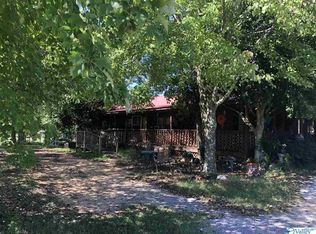 6688 Hustleville Rd, Albertville, AL 35951