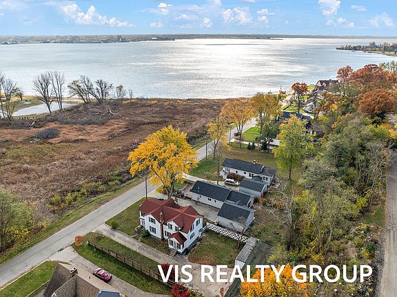 5th image of 1854 Lake Ave