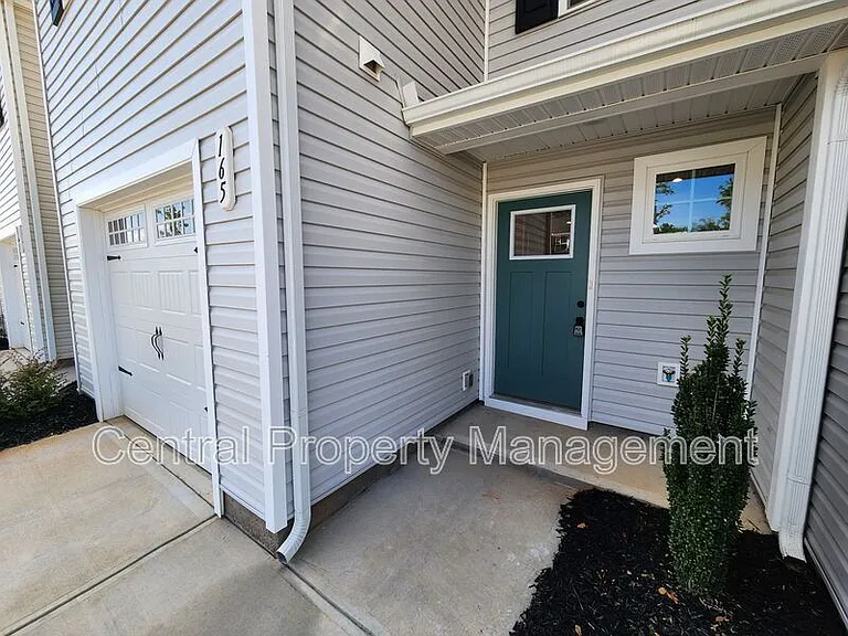 165 Sarnesfield Way — Photo 4