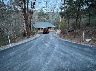 239 Swans Way E, Lake Lure, NC 28746