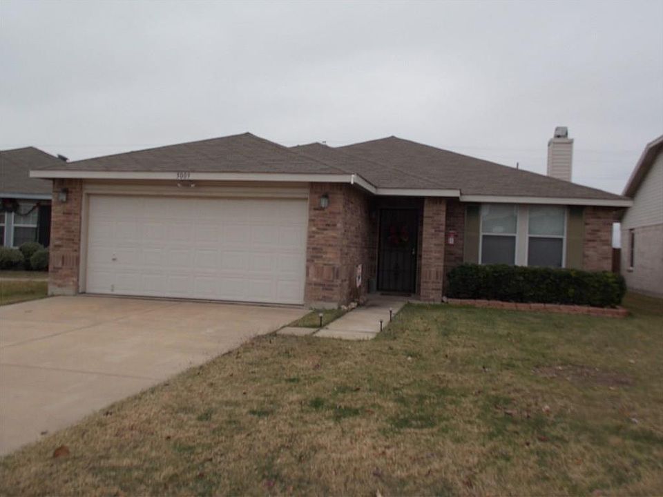 1st image of 5009 Village Stone Ct