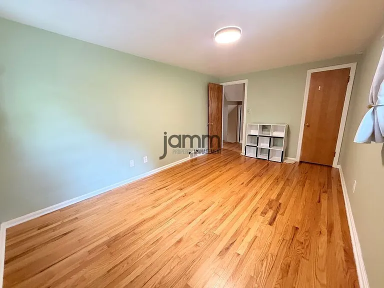 2787 Derbyshire Rd — Photo 17
