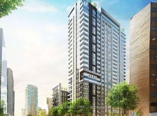 340 Queen St #1210, Ottawa, ON K1R 0G1