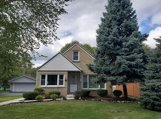 8016 S 86th Ct, Justice, IL 60458