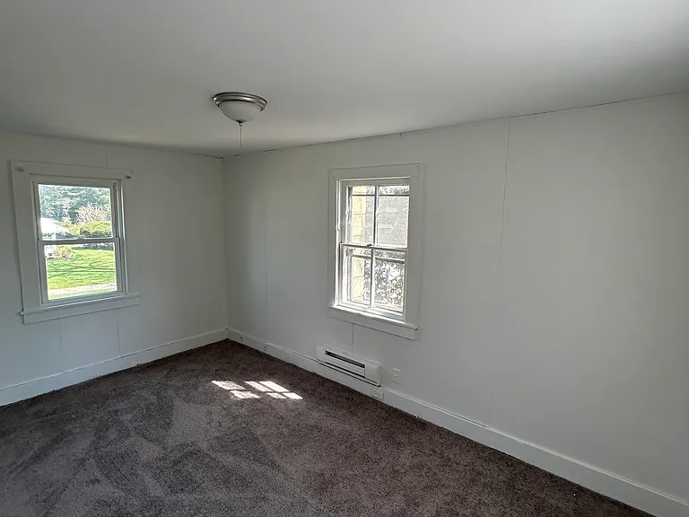 938 Union St — Photo 4