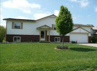 4865 N Farmstead Ct, Wichita, KS 67220