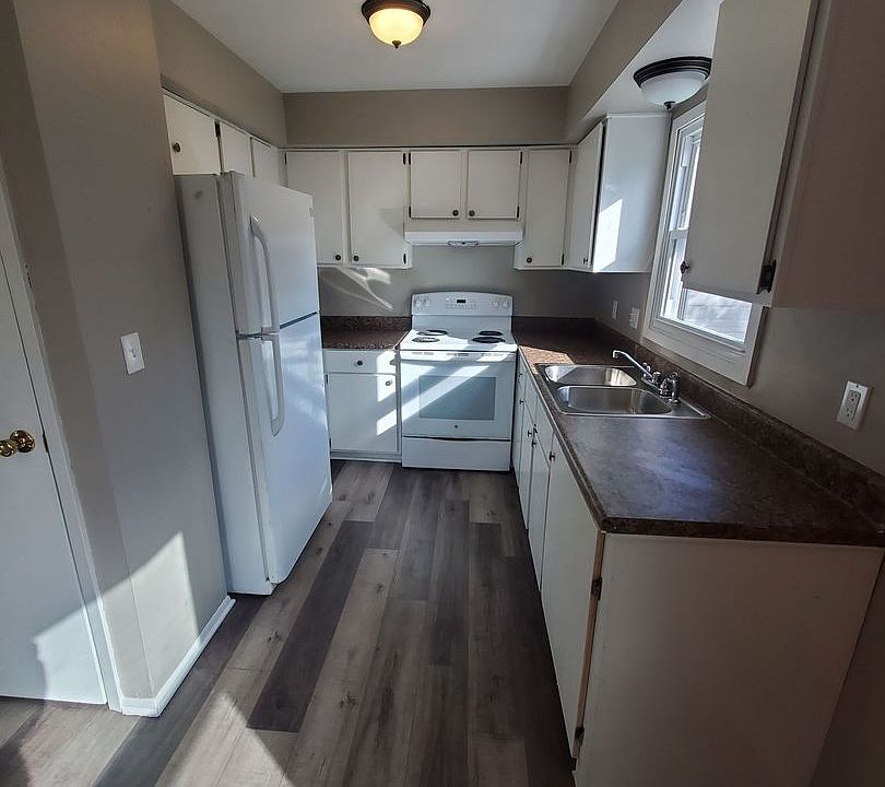 1st image of 9118-9120 N Joyce Ave #9118
