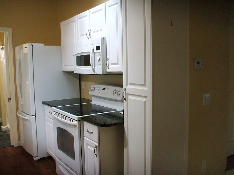 82 Narragansett Ave W #1 — Photo 5