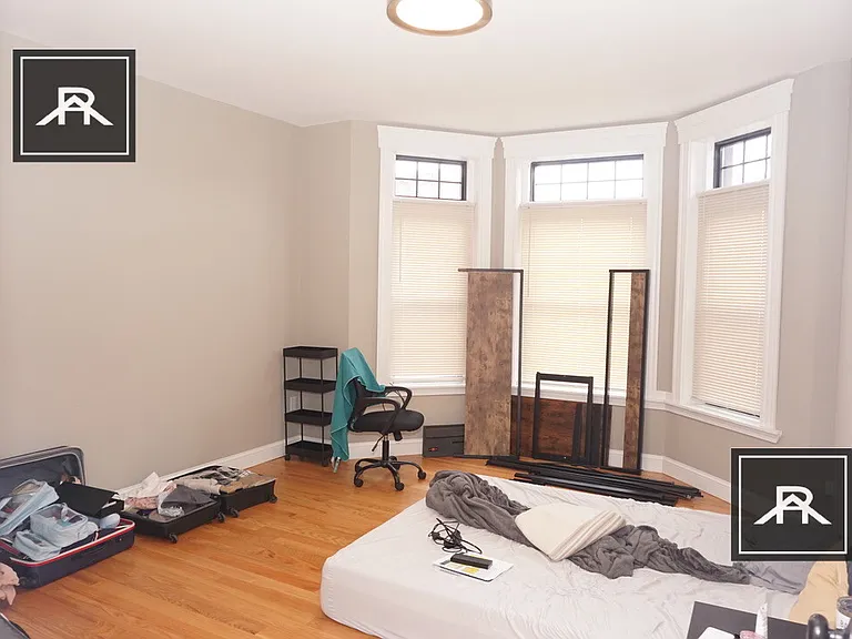 1916 Beacon St #2 — Photo 5