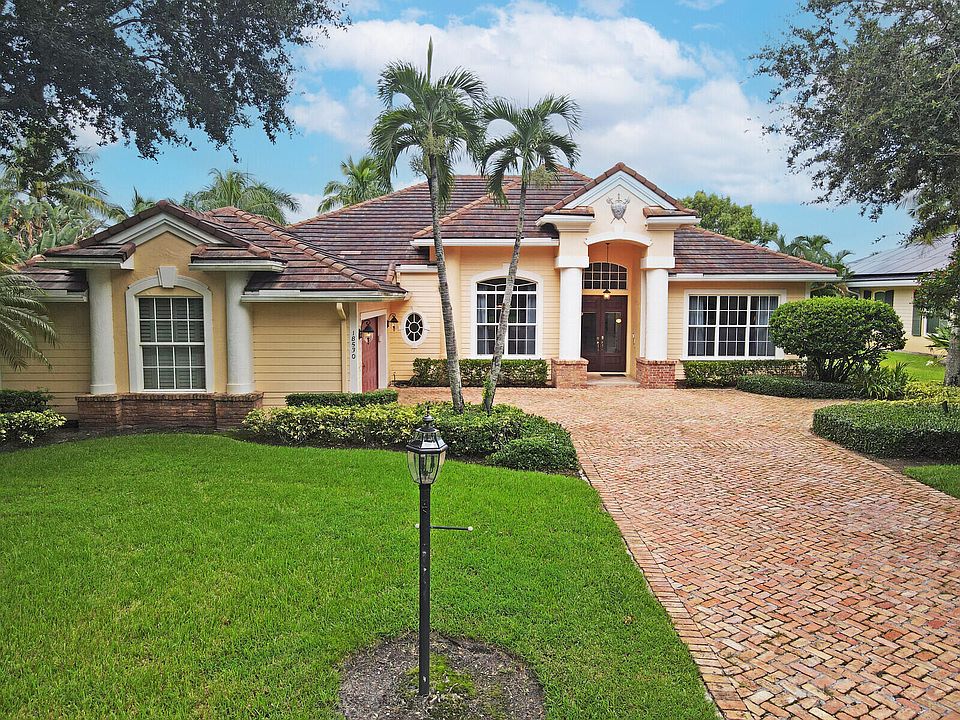 1st image of 18530 SE Lakeside Drive