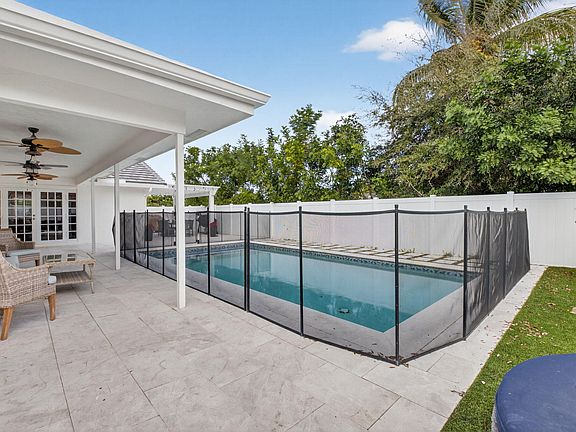 4th image of 22936 Greenview Terrace