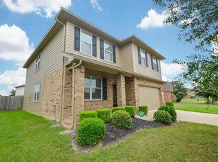 902 Grafton Garden Ln, Fresno, TX 77545