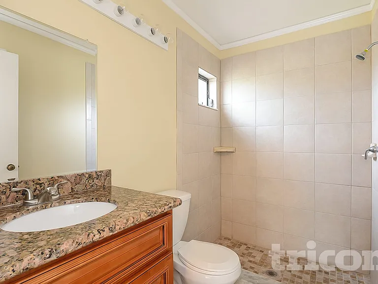 3699 Chatham Dr — Photo 12