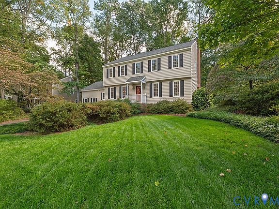 3rd image of 10215 Pepperhill Ln
