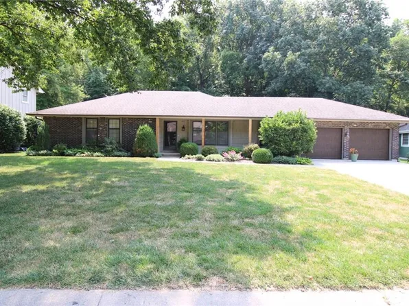103 NW 59th Pl, Kansas City, MO 64118