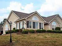 1st image of 33 Amberside Dr