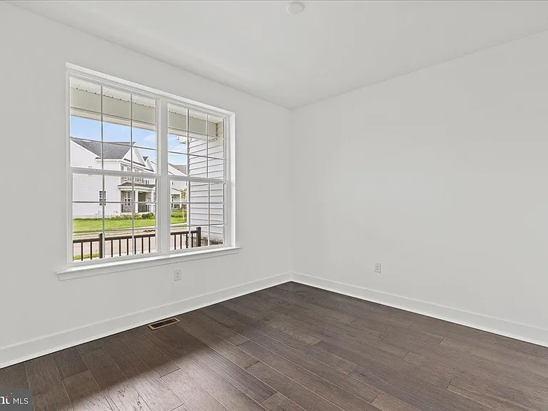 21 William Boyer Dr — Photo 7