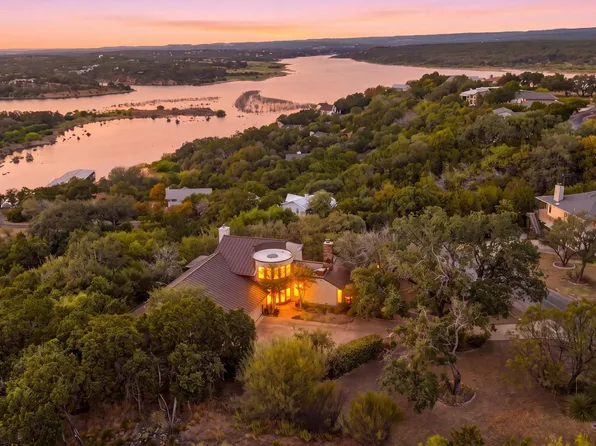 100 Derby Drive, Spicewood, TX 78669