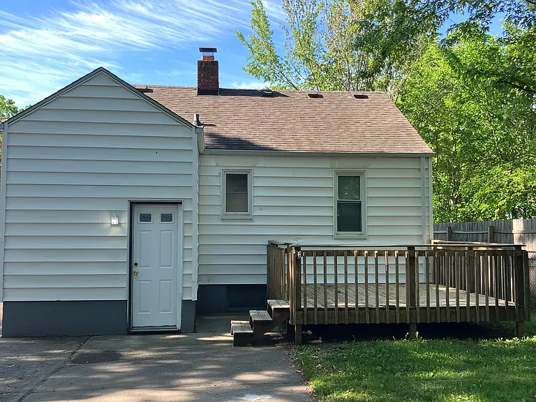 3510 Hogarth Ave — Photo 8