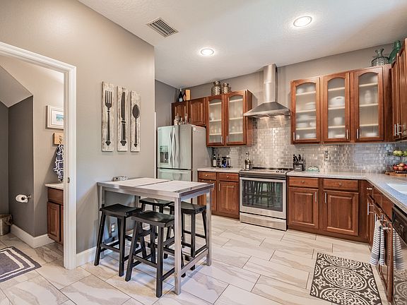 4th image of 1004 Bella Vista Dr NE