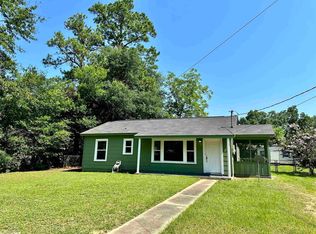 108 Cottage Hill Dr, Brewton, AL 36426