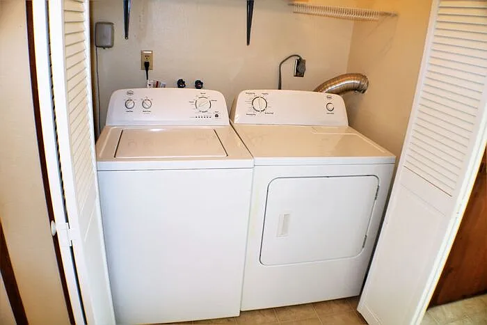 708 Westwinds Dr #2 — Photo 5