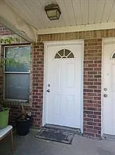 2716 Truxillo St #UPSTAIR — Photo 3