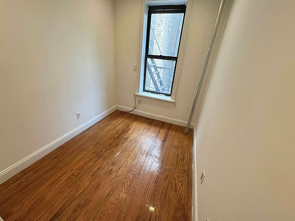 5th image of 217 E 82nd St APT 1C