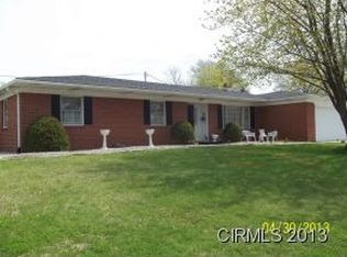 714 Lynnwood Dr, Logansport, IN 46947