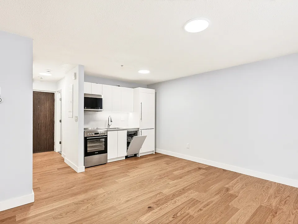 162 Summer St #4