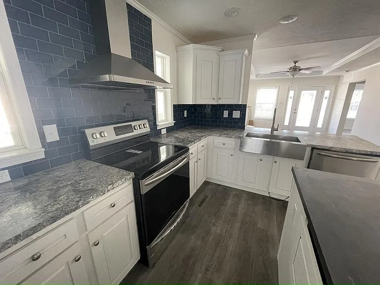 9719 Sugarberry Way #150 — Photo 11