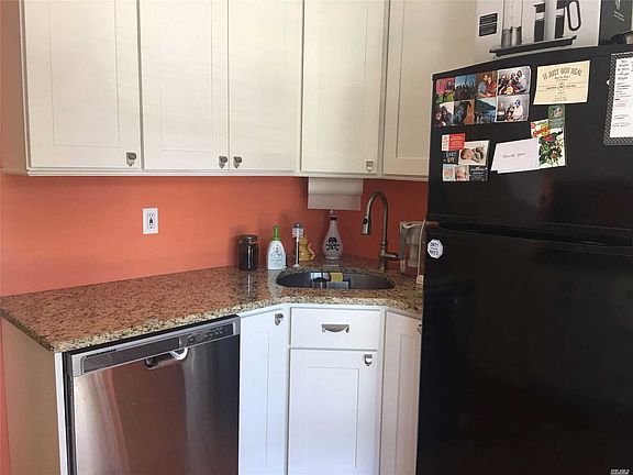 3rd image of 10 Juniper Ct