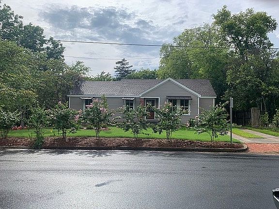 Crepe myrtles/front view