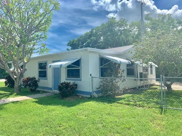 579 E Beach Rd, Key Largo, FL 33037