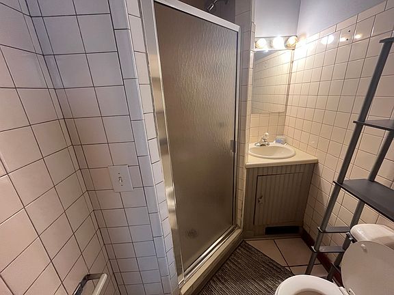 5th image of 1136 N Church St APT 1