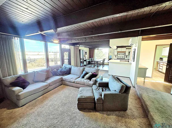 1012 Yei Ave, Gallup, NM 87301