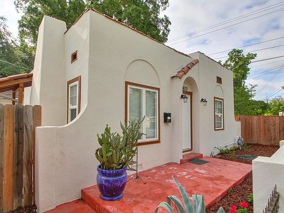 2nd image of 3073 37th St