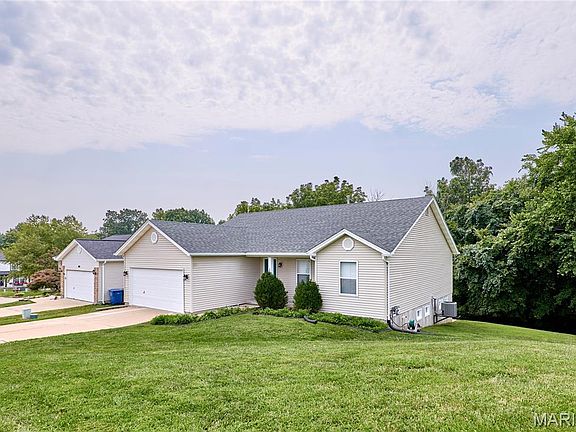 2nd image of 1416 Apple Ridge Ct