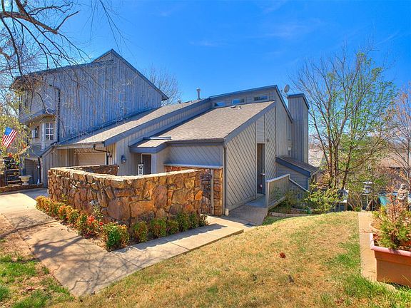 3rd image of 7444 S Winston Pl #403
