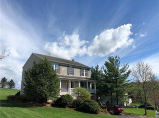 102 Vista Dr, Canonsburg, PA