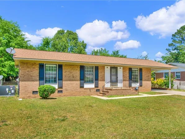 6046 McDougal Dr, Fayetteville, NC 28304