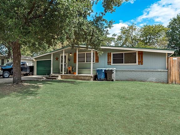 3rd image of 2903 Williams Dr