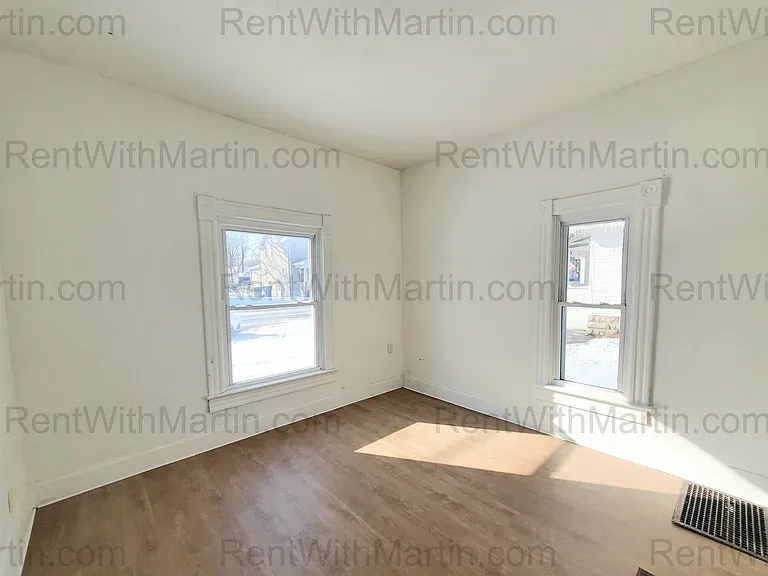 314 Conger St — Photo 8