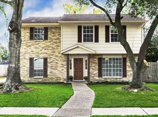 108 Heathgate Dr, Houston, TX 77062