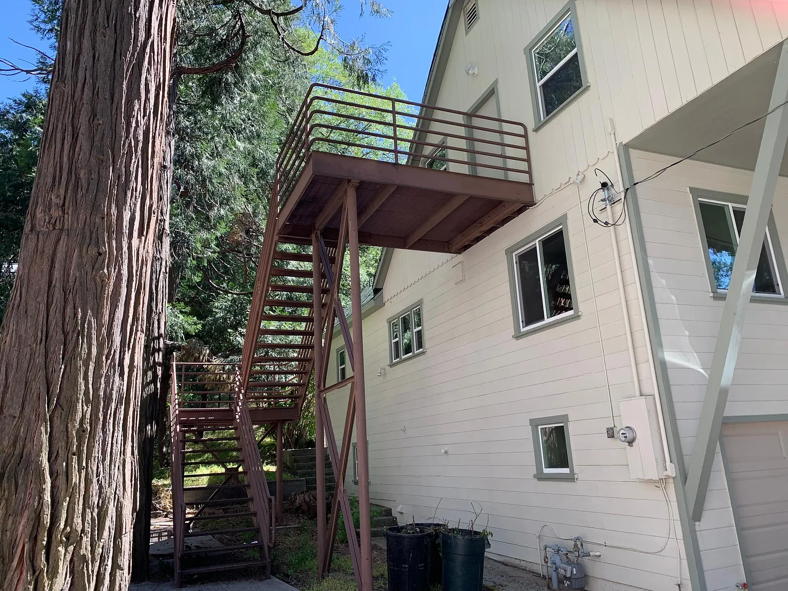 2 bed, 1062 sqft, $1,750 — Photo 2
