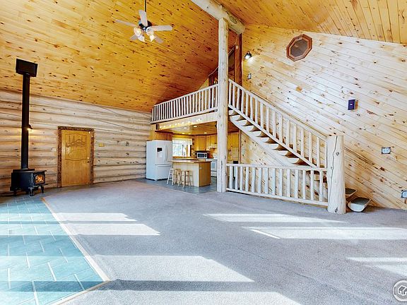 5th image of 121 White Slide Mountain Ct