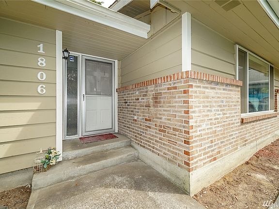 2nd image of 1806 11th Ave