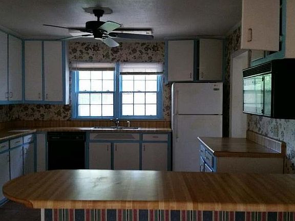 4th image of 211 W Wareingwood Dr