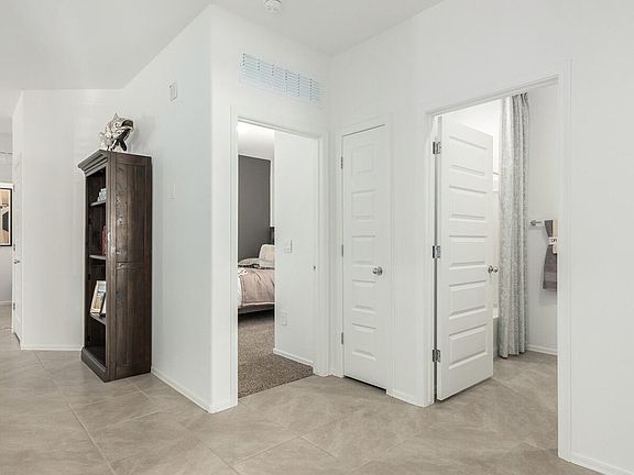 4th image of 9823 E Gray Hawk Dr