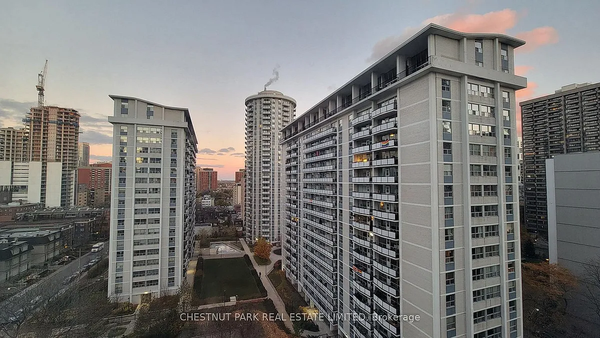 Building Photo - 25 Maitland St #1201